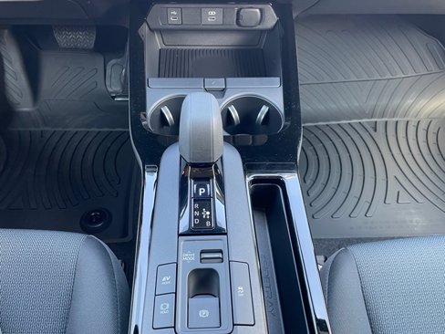 New 2026 Toyota Prius LE image 11