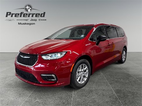 New 2026 Chrysler Pacifica Select image 1