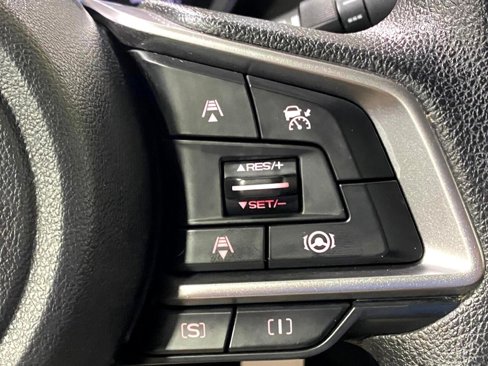Used 2023 Subaru Crosstrek 2.0i image 17