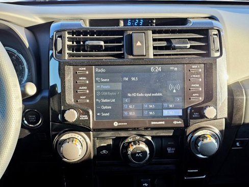 Used 2024 Toyota 4Runner TRD Off-Road image 37