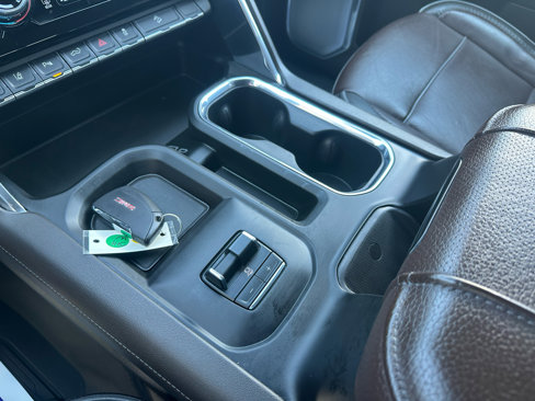 Used 2024 GMC Sierra 3500 Denali image 22