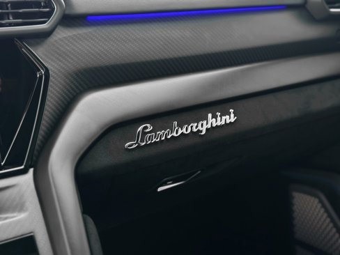 Used 2024 Lamborghini Urus Performante image 24