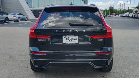 New 2025 Volvo XC60 B5 Ultra w/ Protection Package Premier image 37