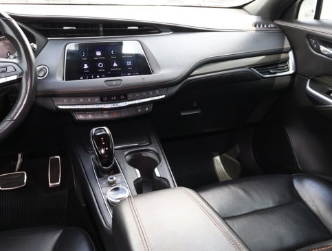 Certified 2021 Cadillac XT4 Sport image 16