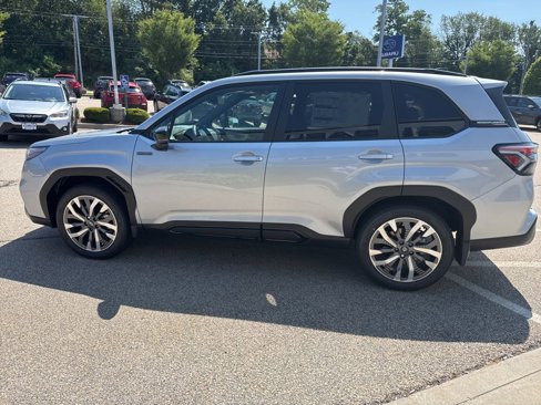 New 2025 Subaru Forester Touring image 5