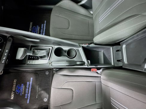 Certified 2025 Hyundai Elantra Sport image 35