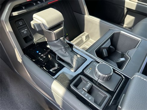 New 2026 Toyota Tundra Limited image 14