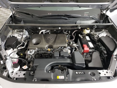 Used 2024 Toyota RAV4 XLE Premium image 17