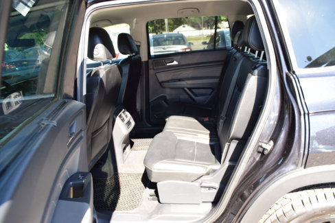 Used 2022 Volkswagen Atlas SE image 36