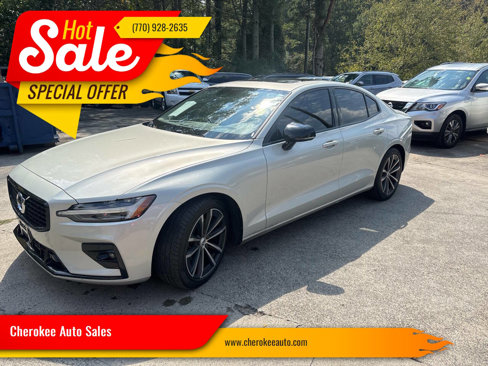 Used 2021 Volvo S60 T5 Momentum image 1