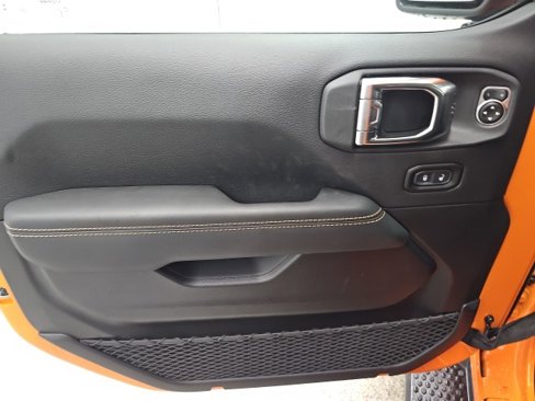 New 2025 Jeep Wrangler Sahara image 30