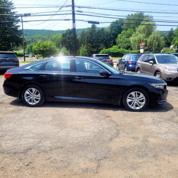 Used 2018 Honda Accord LX image 9