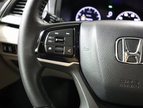 New 2026 Honda Odyssey Touring image 18
