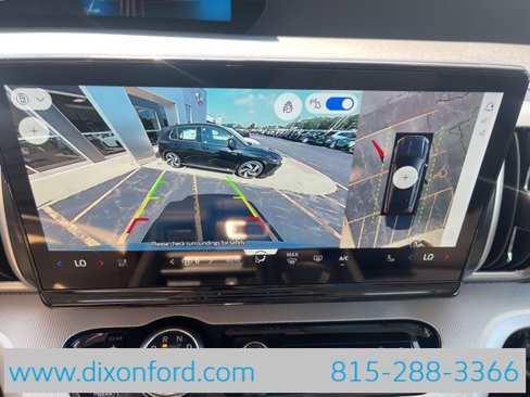 New 2025 Ford Expedition Active image 11