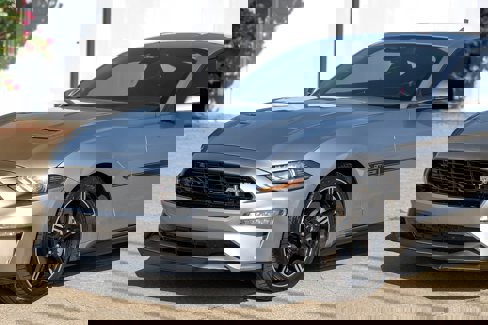 Used 2021 Ford Mustang GT Premium w/ Equipment Group 401A image 6