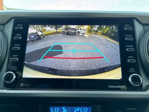 Used 2022 Toyota Tacoma SR5 w/ Technology Package image 21