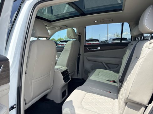 New 2025 Volkswagen Atlas SEL Premium R-Line image 13