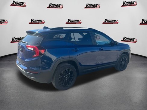 Used 2022 GMC Terrain SLE w/ Driver Convenience Package image 5