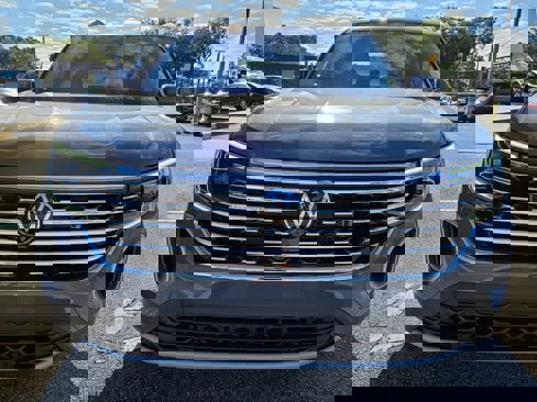 New 2025 Volkswagen Atlas SEL image 24