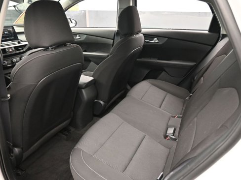 Used 2021 Kia Forte LXS image 32