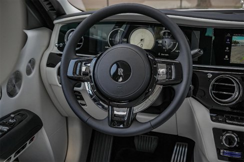 New 2025 Rolls-Royce Ghost image 37