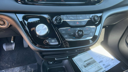 New 2026 Chrysler Voyager LX image 28