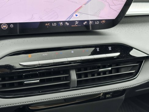 New 2026 Buick Enclave Avenir w/ LPO, Floor Liner Package image 5