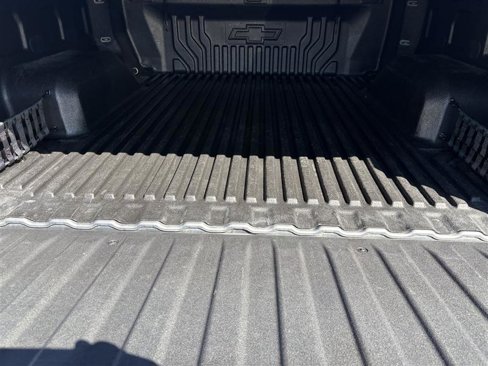 Used 2023 Chevrolet Silverado 1500 LT image 6