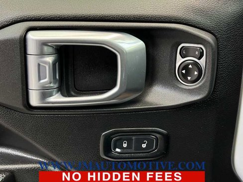 Used 2024 Jeep Wrangler Sport S image 39