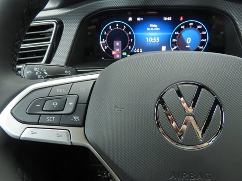 New 2026 Volkswagen Atlas Cross Sport SEL R-Line image 11