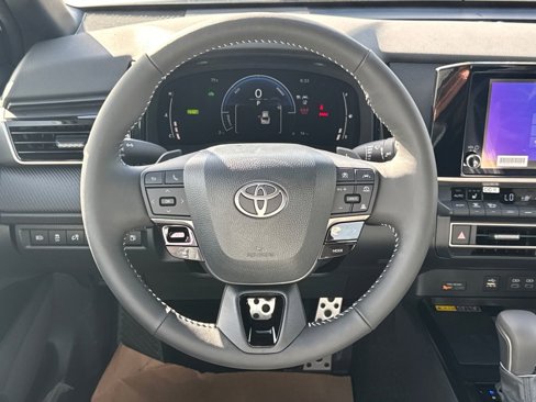 New 2026 Toyota Camry SE image 12