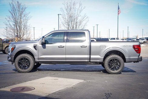 Used 2024 Ford F150 Platinum image 13