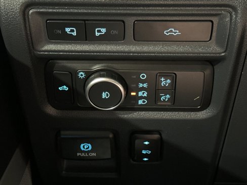 Used 2022 Ford F150 Lariat w/ Equipment Group 502A High image 39