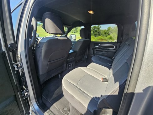 Used 2024 RAM 3500 Big Horn image 28