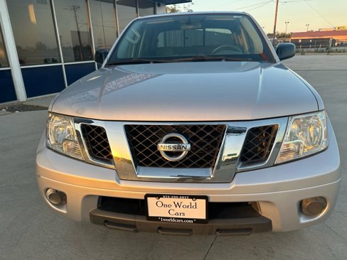 Used 2018 Nissan Frontier SV image 8