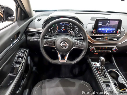 Used 2023 Nissan Altima 2.5 SV image 16