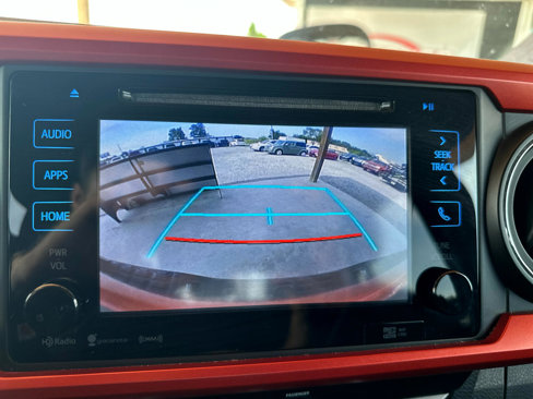 Used 2017 Toyota Tacoma TRD Off-Road image 72