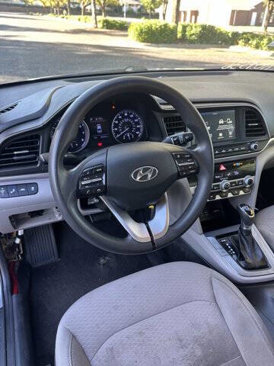 Used 2020 Hyundai Elantra SEL image 13