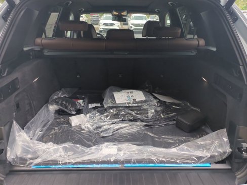 New 2026 BMW X5 xDrive50e w/ M Sport Package image 12