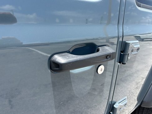 New 2025 Jeep Wrangler Sport S image 21