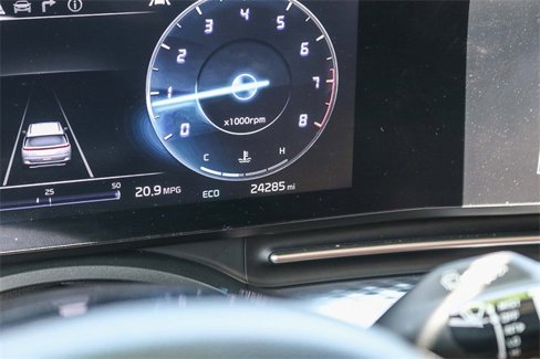 Used 2024 Kia Carnival SX Prestige image 28
