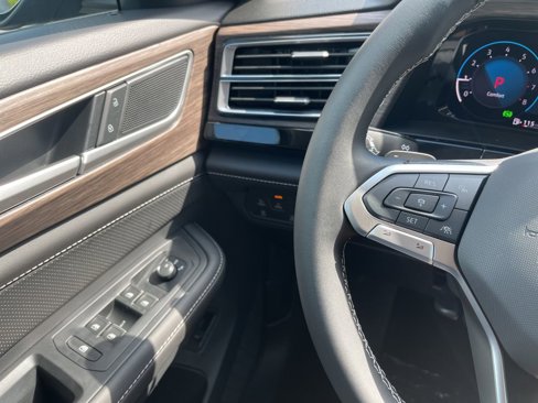 New 2026 Volkswagen Atlas SEL image 18