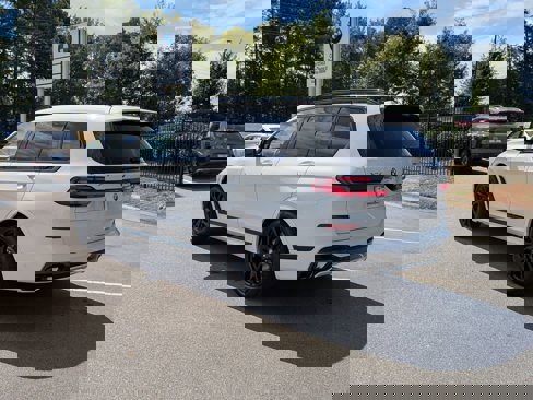 New 2026 BMW X7 xDrive40i w/ M Sport Package image 5