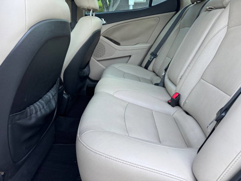 Used 2015 Kia Optima EX w/ EX Premium Package image 19