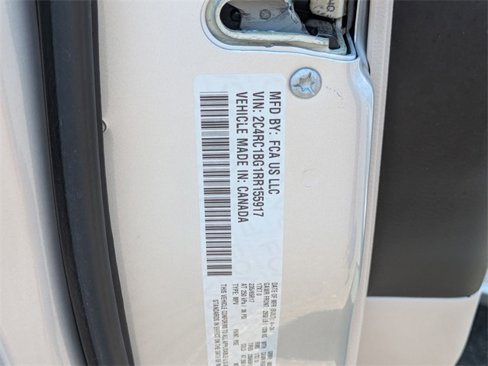 Used 2024 Chrysler Pacifica Touring-L image 33