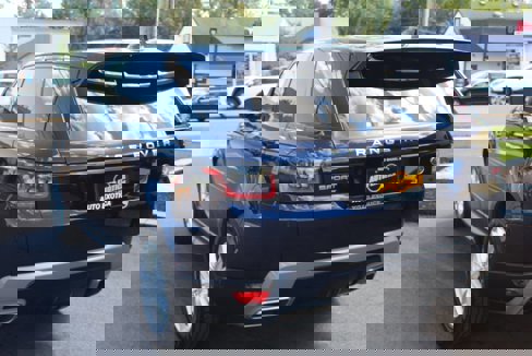 Used 2021 Land Rover Range Rover Sport SE image 2