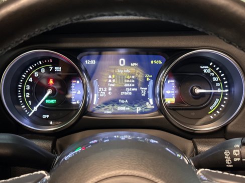 Certified 2022 Jeep Wrangler Unlimited Sahara w/ Cold Weather Group image 24
