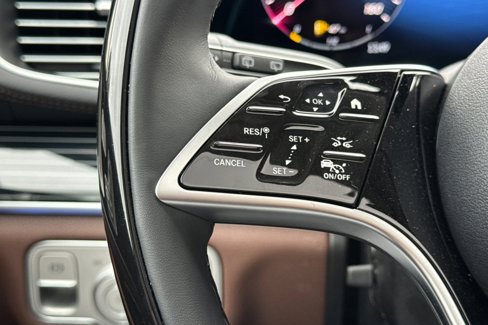 New 2026 Mercedes-Benz GLS 450 4MATIC image 31