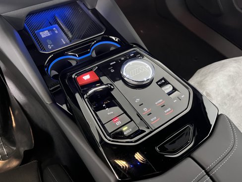 New 2026 BMW M5 w/ Carbon Package image 13