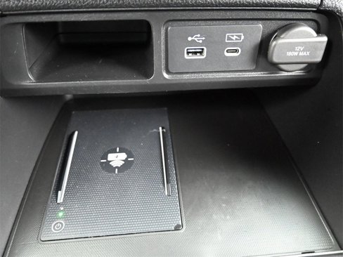 Used 2024 Honda Pilot Touring image 15